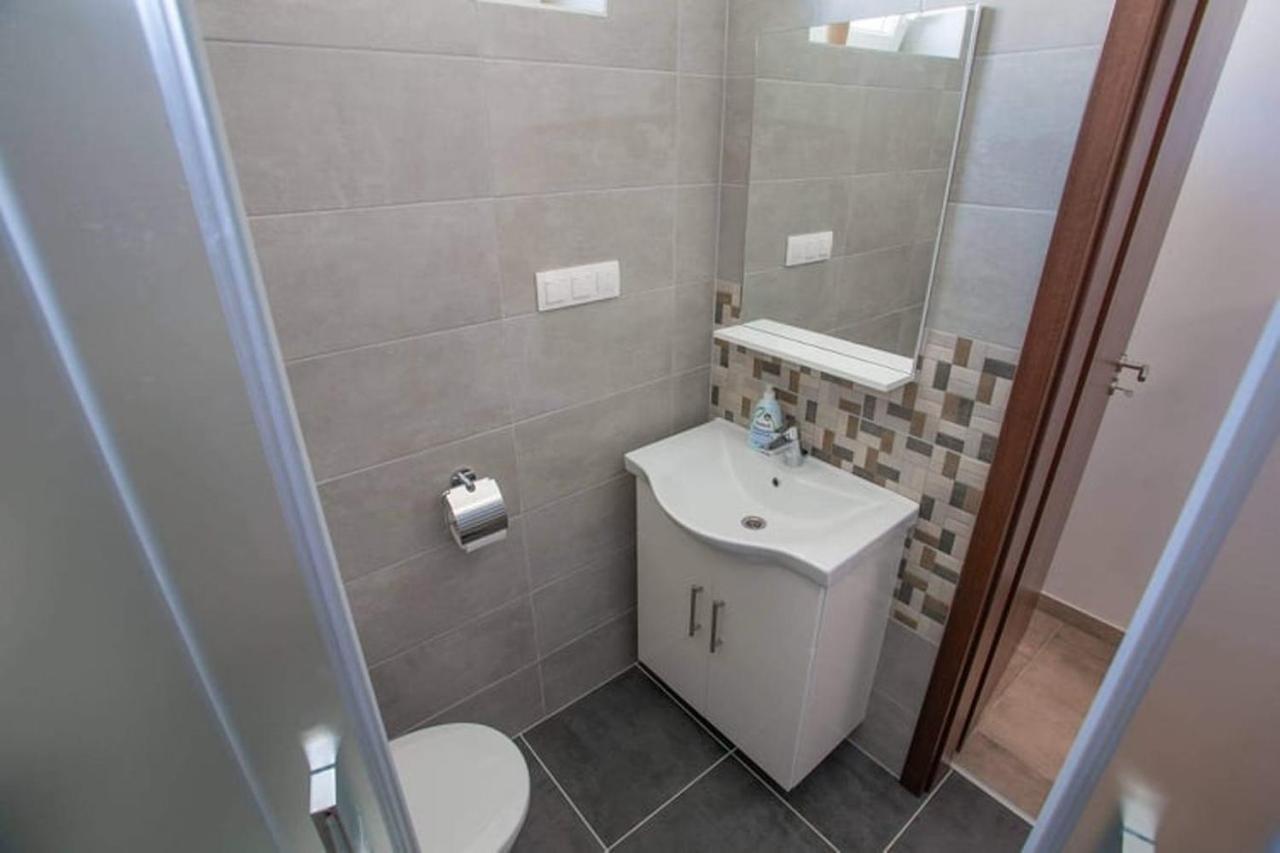 Mona Apartman Sárvár Kültér fotó